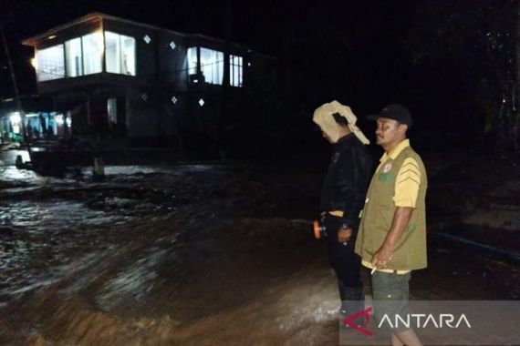 Anak yang Terseret Arus Banjir di Aceh Tenggara Ditemukan Sudah Meninggal Dunia - JPNN.COM