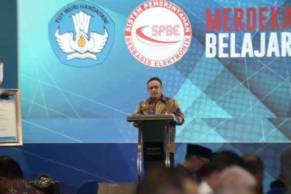 Pesan Khusus Menteri Nadiem Makarim di Rakor SPBE 2023, Mohon Disimak - JPNN.COM