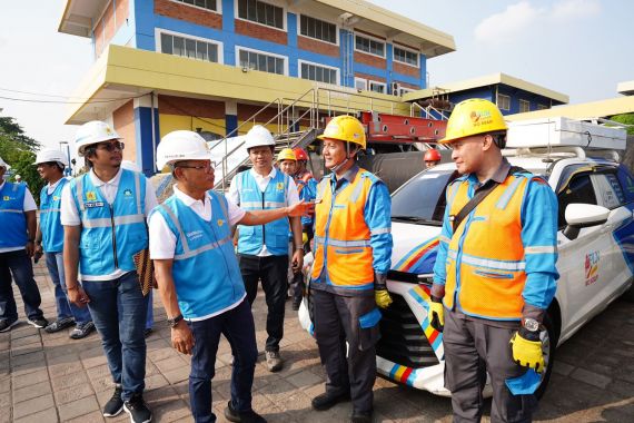 Antisipasi Cuaca Ekstrem, PLN Jakarta Raya Gelar Apel Siaga dan Inspeksi Rumah Pompa - JPNN.COM