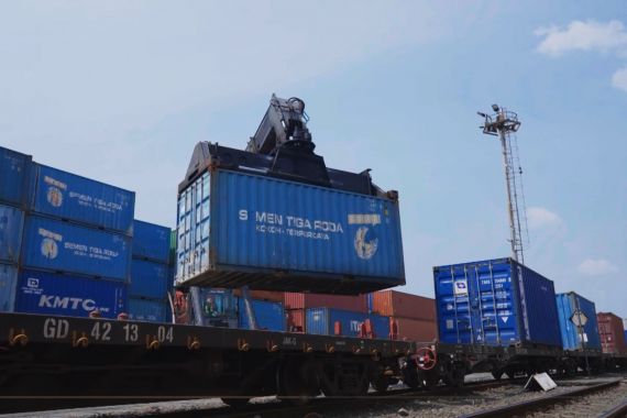 Pacu Distribusi Logistik, PT SPSL Kini Jalur Baru Belawan-Pematang Siantar - JPNN.COM