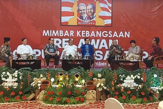 Jenderal Agus Diingatkan Bahwa TNI Tegak Lurus Kepada Rakyat, Bukan Presiden  - JPNN.COM