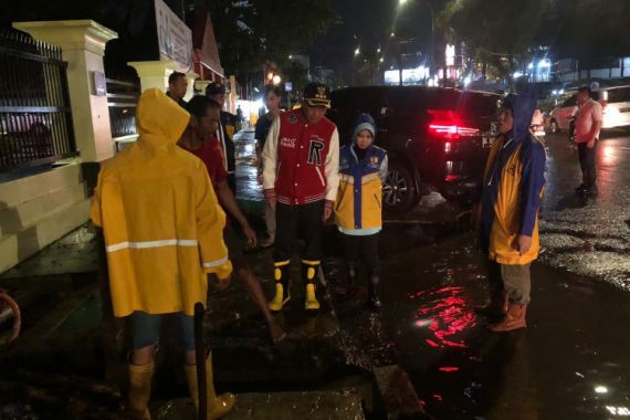 Pemkot Palembang Pangkas Titik Banjir Lewat Sarana Pompa Portabel - JPNN.COM