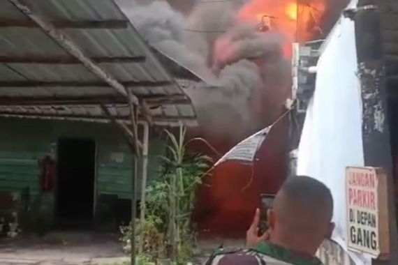 Fasilitas TNI di Kalsel Terbakar, Ada Korban? - JPNN.COM