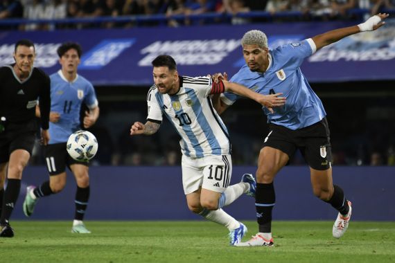 Taktik Gila El Loco Bikin Lionel Messi Frustrasi, Argentina Kalah Untuk Pertama Kali - JPNN.COM