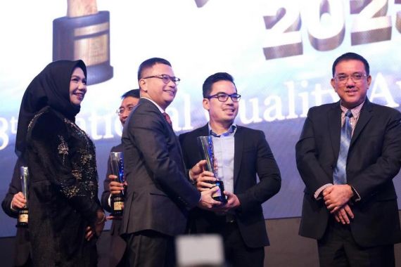 Selamat, Peruri Raih Peringkat Gold di SNI Award 2023 - JPNN.COM