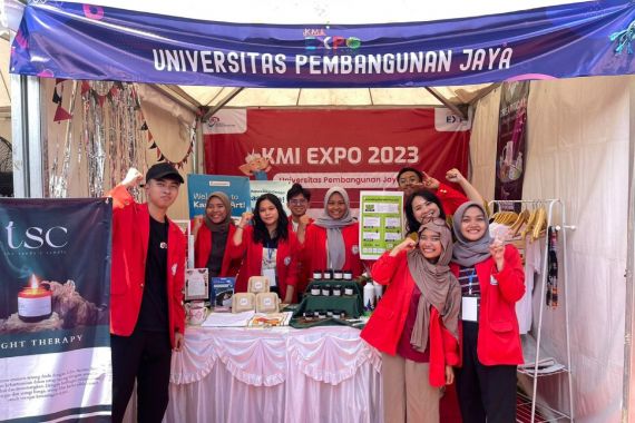 6 Kelompok Wirausaha Muda dari UPJ Hadiri Pameran Kewirausahaan Mahasiswa Indonesia - JPNN.COM