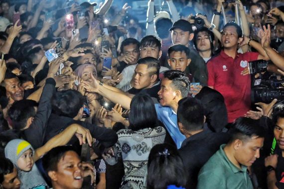 Gibran Disambut Puluhan Ribu Warga Jambi, TKN Optimistis Menang Besar di Sumatera - JPNN.COM