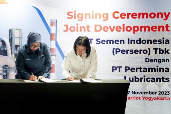 Perkuat Sinergi BUMN, SIG & PTPL Kembangkan Pelumas Industri - JPNN.COM