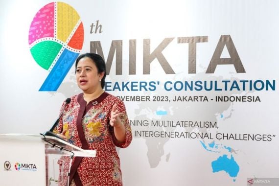 Ganjar Beri Skor 5 untuk Penegakan Hukum Era Jokowi, Puan Maharani Merespons Begini - JPNN.COM