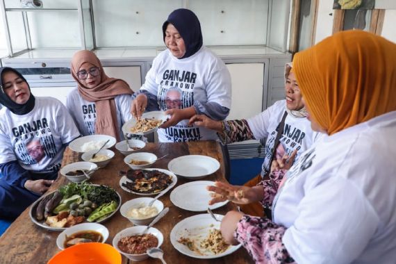 Manfaatkan Durian Sisa, Crivisaya Ganjar Gelar Pelatihan Pembuatan Tempoyak di Lampung - JPNN.COM