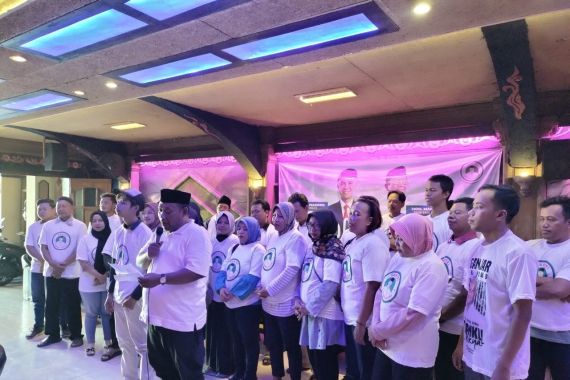 Santri Ganjar Suarakan Pemilu Damai dan Kondusif Melalui Doa Bersama di Surabaya - JPNN.COM