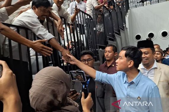 Praktisi Hukum Sebut Kehadiran Gibran di Acara Desa Bersatu Tak Langgar Aturan Kampanye - JPNN.COM