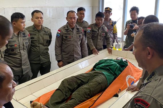 TNI dan Polri Kejar KKB Pelaku Penembakan Dua Personel - JPNN.COM
