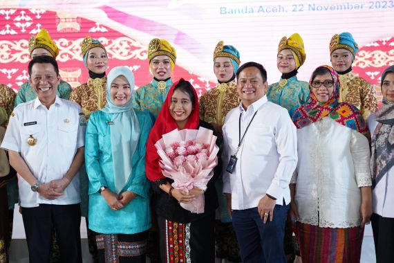 Menteri PPPA Puji Perjuangan Nasabah PNM, Para Perempuan Hebat Aceh - JPNN.COM