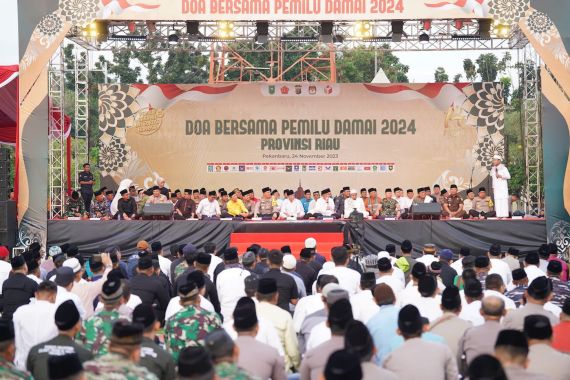 Polda Riau Gelar Doa Bersama Demi Pemilu Damai, Sejumlah Tokoh Hadir - JPNN.COM