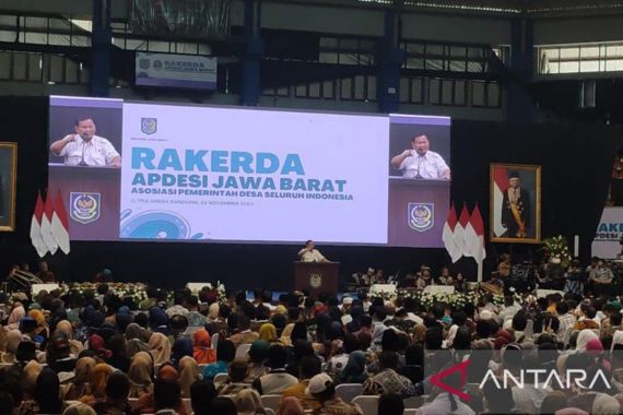 Prabowo Gunakan Jabatan Menhan di Rakerda APDESI, Imparsial Sentil Jokowi - JPNN.COM