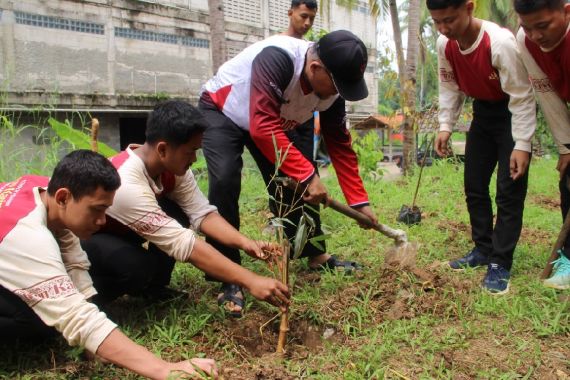 Melestarikan Bambu di Indonesia, KEHATI & CIMB Niaga Sasar Ponpes - JPNN.COM