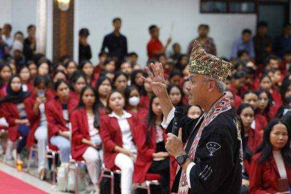 Setelah Mendengar Kuliah Kebangsaan Ganjar, Mahasiswa UKI Semangat Menatap Masa Depan - JPNN.COM