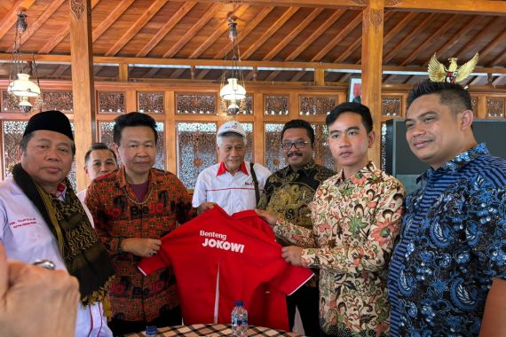 Sukarelawan Benteng Jokowi Alihkan Dukungan ke Prabowo-Gibran - JPNN.COM