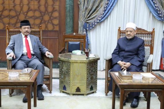 Diundang BAZNAS ke Indonesia, Grand Syekh Al Azhar Bakal Lakukan Kegiatan Ini - JPNN.COM