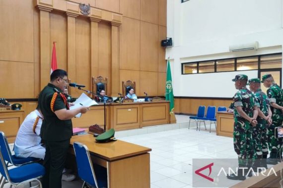 Dipecat, 3 Prajurit TNI Pembunuh Imam Masykur juga Dituntut Hukuman Mati - JPNN.COM