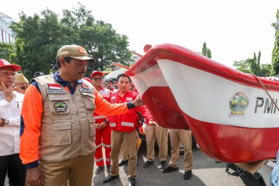 Gubernur Nana Pastikan Pemprov Jateng Siap Antisipasi Bencana di Musim Hujan - JPNN.COM