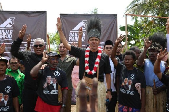 Demi Pancasila, Ganjar Memilih Desa di Papua Sebagai Tempat Pertama Kampanye - JPNN.COM