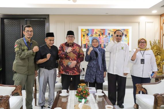 Menaker Ida Terima Audiensi Rumah Aspirasi Tuna Netra Indonesia - JPNN.COM