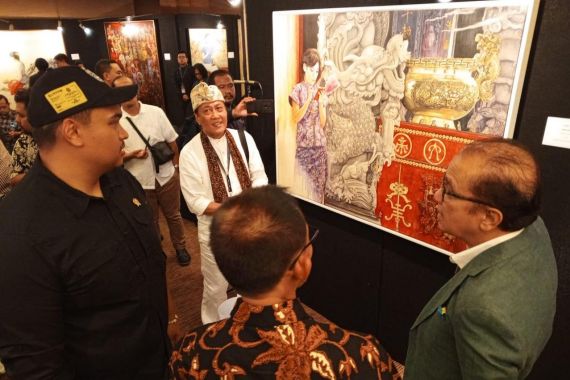 68 Lukisan Dipamerkan di Pameran dan Lelang Amal 'Bhinneka Tunggal Ika' - JPNN.COM