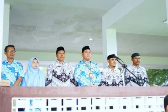 Pemkab Mamuju Terima 1.419 Guru PPPK 2023, Bupati Sutinah Berharap Begini - JPNN.COM