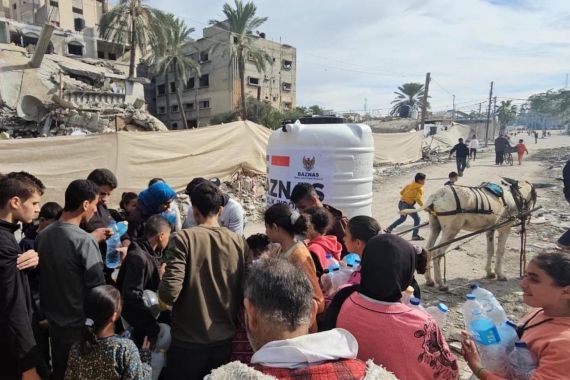 Warga Palestina Terima Bantuan Air Bersih Hingga Makanan, Alhamdulillah - JPNN.COM