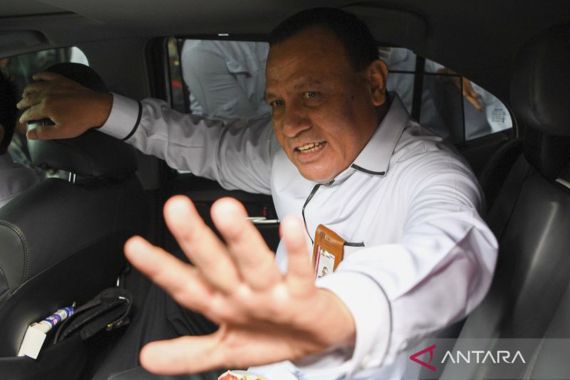 KPK Ogah Beri Bantuan Hukum kepada Firli Bahuri yang Tersangka Pemerasan - JPNN.COM