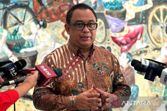 Hari Ini Jokowi Akan Lantik 2 Menteri di Istana, AHY dan Hadi? - JPNN.COM