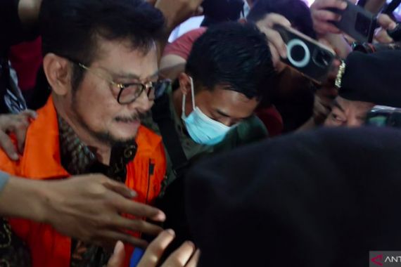 Selesai Diperiksa di Bareskrim, Syahrul Yasin Limpo Bicara Soal Tanggung Jawab - JPNN.COM