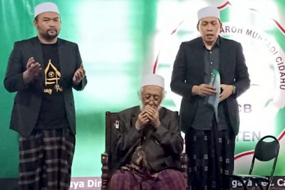Abuya Muhtadi Dukung Ganjar-Mahfud, Insyaallah Majelis Zikir Banten Langsung Bergerak - JPNN.COM