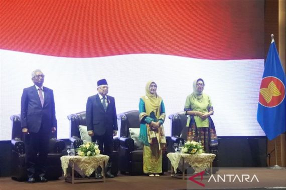 Wapres Ma'ruf ke PMI di Malaysia: Hati-Hati dengan 'Kentut Setan' di Pemilu 2024 - JPNN.COM