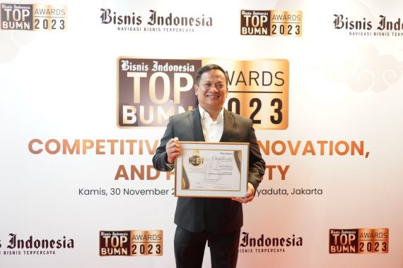 Dirut PNM Arief Mulyadi jadi CEO Terbaik versi Top BUMN Awards 2023 - JPNN.COM