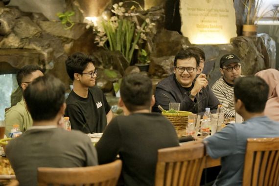 Alam Ganjar Diskusi dengan Pengusaha Muda & Bahas Perkembangan Brand Lokal Bandung - JPNN.COM