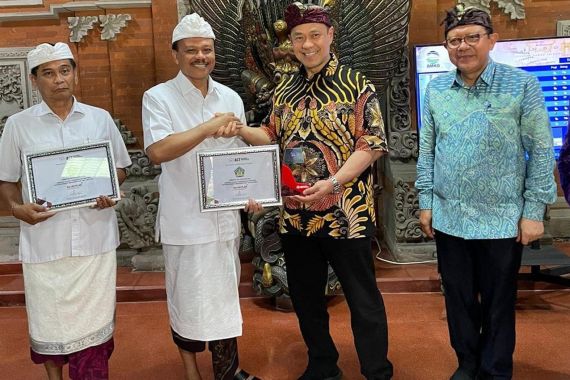 Pemprov Bali Raih 2 Penghargaan BerAKHLAK Terbaik Se-Indonesia - JPNN.COM