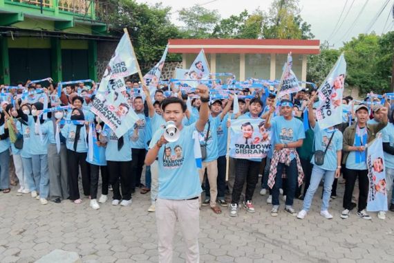 Ratusan Aktivis dan Mahasiswa Jateng Dukung Prabowo-Gibran - JPNN.COM