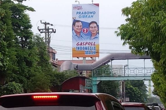 Billboard Gaspoll Prabowo-Gibran Viral, Bisa Menarik Suara Anak Muda - JPNN.COM