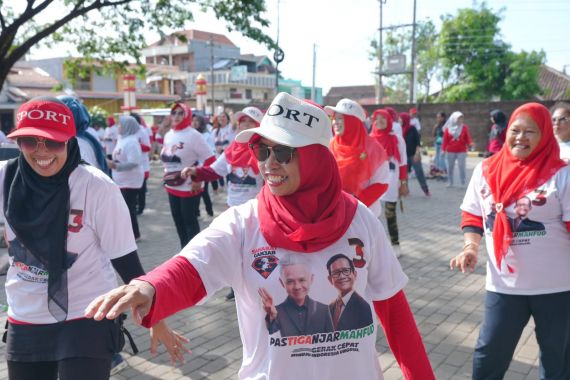 Ratusan Warga di Sukoharjo Deklarasikan Dukungan untuk Ganjar-Mahfud di Pilpres 2024 - JPNN.COM