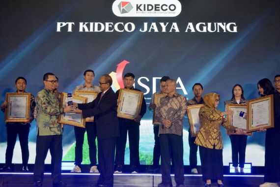 Kideco Raih Anugerah Indonesia CSR Awards dan Indonesia SDGs Awards 2023 - JPNN.COM