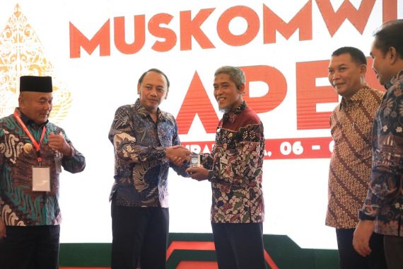 Sekda Jateng Minta Apeksi Mampu Mengatasi Berbagai Persoalan Perkotaan - JPNN.COM