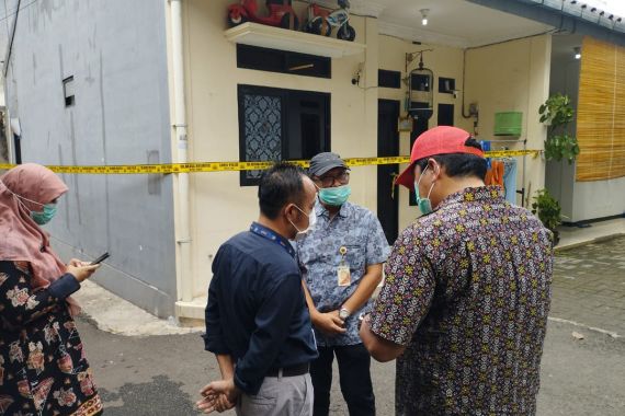 4 Kakak Beradik Diduga Dibunuh Ayah Kandung di Jagakarsa, Warga Ungkap Info Ini - JPNN.COM