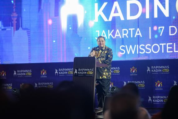 Airlangga Beri Pesan Penting pada Industri, Harus Buat Multiplier Effect bagi Perekonomian - JPNN.COM