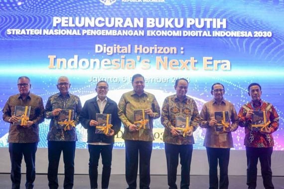 Menko Airlangga Luncurkan Buku Putih Stranas Pengembangan Ekonomi Digital Indonesia 2030 - JPNN.COM