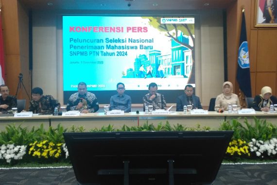 SNPMB 2024: Penerimaan Mahasiswa Baru, Sekolah Jangan Lupa Isi PDSS - JPNN.COM