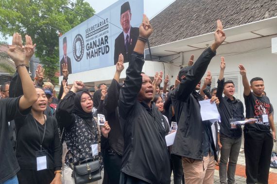 DUGM Deklarasi Menangkan Ganjar-Mahfud, TPD DKI Jakarta Ajak Pemuda Jadi Pelaku Politik - JPNN.COM