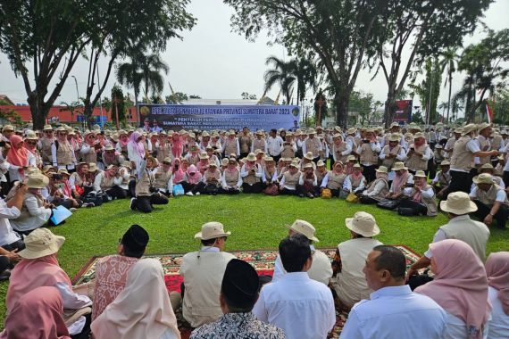 Apel Siaga Penyuluh Pertanian di Sumatera Barat Dihadiri Ribuan Orang - JPNN.COM